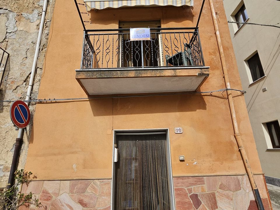 Landsbyhus i Collesano, Palermo - foto 1